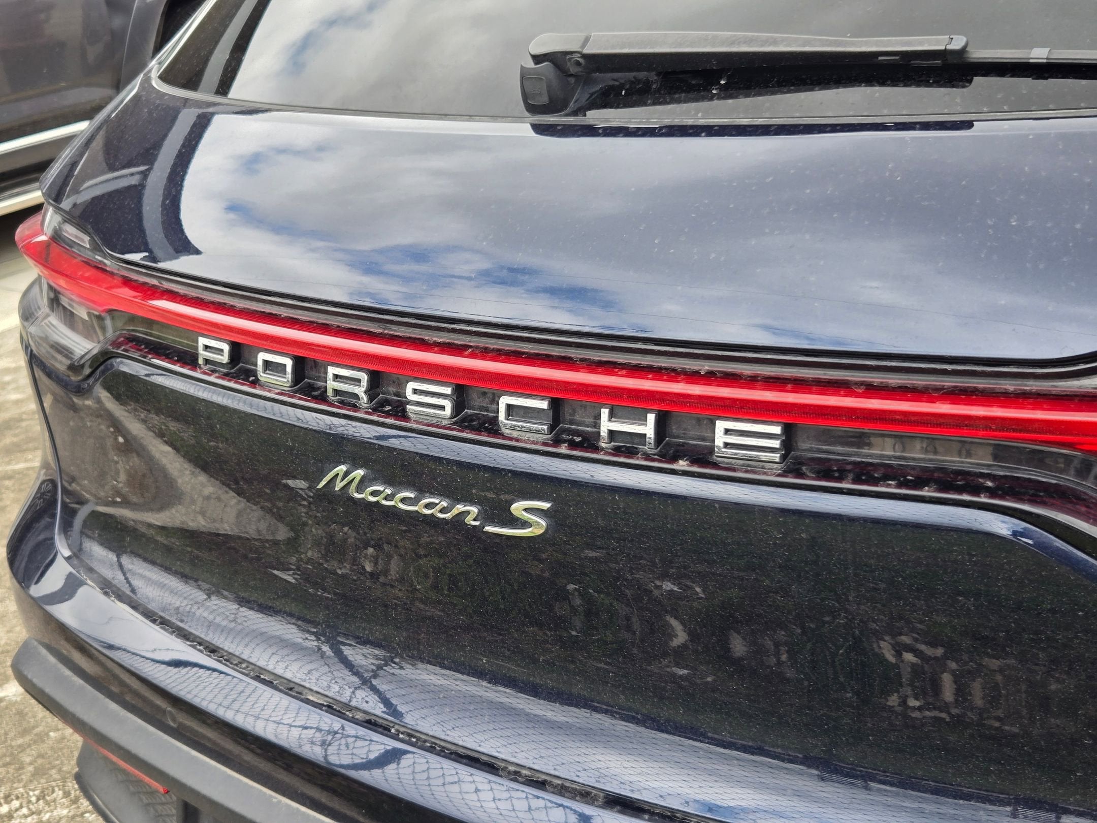 2023 Porsche Macan S