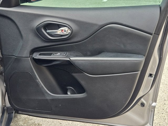 2019 Jeep Cherokee Altitude