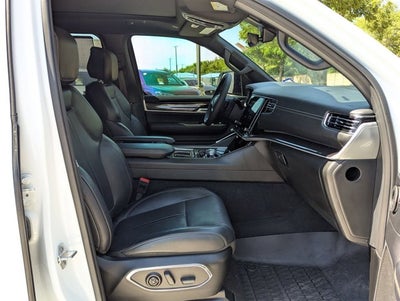 2023 Jeep Wagoneer L Base