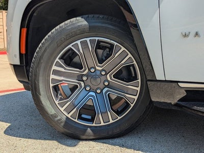 2023 Jeep Wagoneer L Base