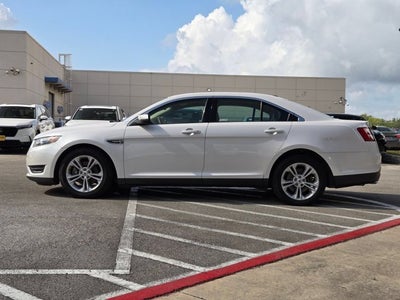 2018 Ford Taurus SEL