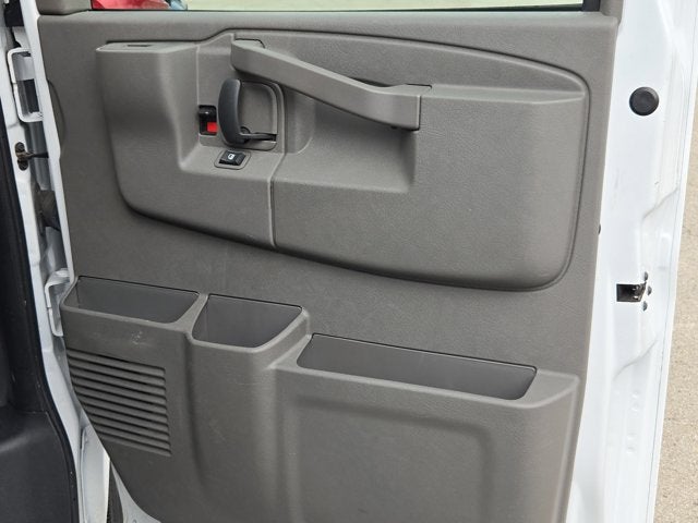 2025 GMC Savana Cargo Van Base