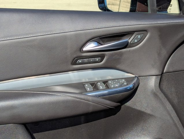 2023 Cadillac XT4 FWD Premium Luxury