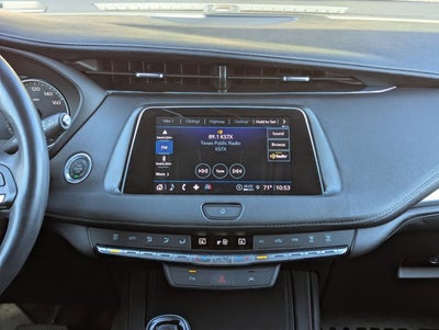 2023 Cadillac XT4 FWD Premium Luxury