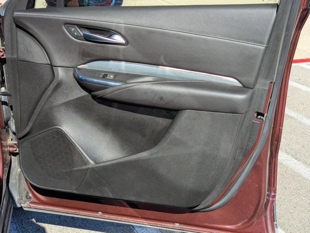 2023 Cadillac XT4 FWD Premium Luxury