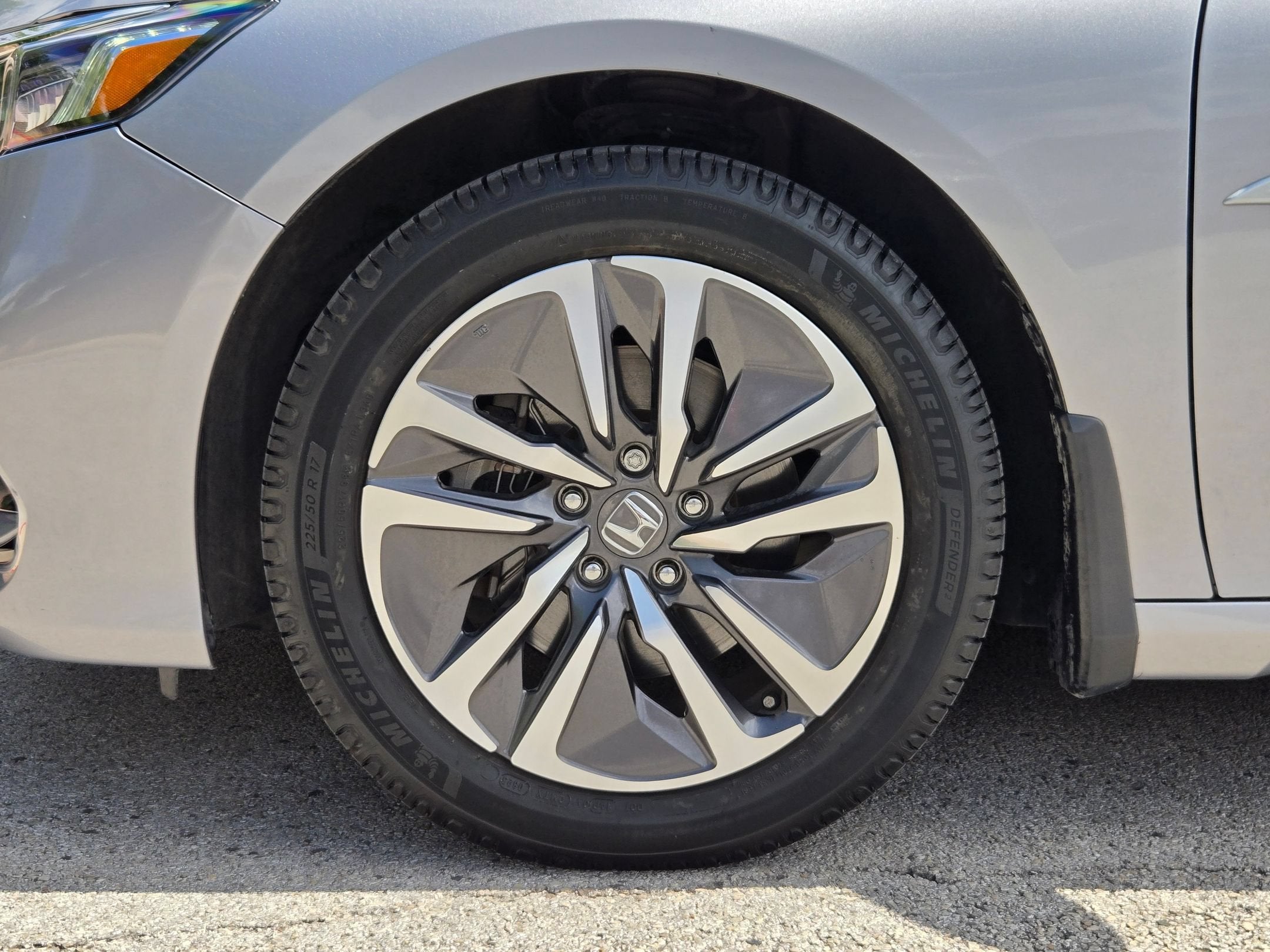 2019 Honda Accord Hybrid EX