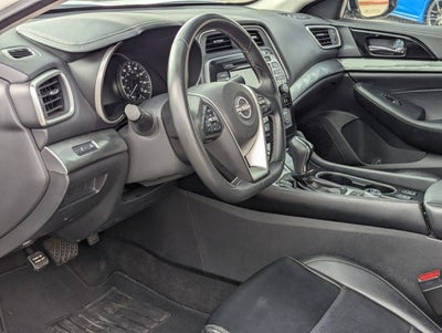 2023 Nissan Maxima SV