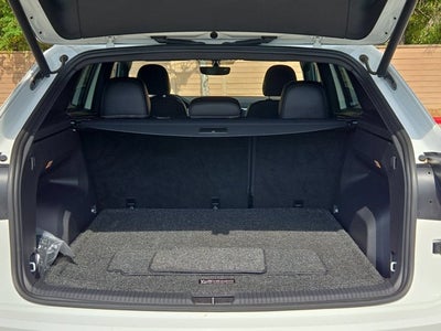 2021 Volkswagen Atlas Cross Sport 3.6L V6 SE w/Technology R-Line