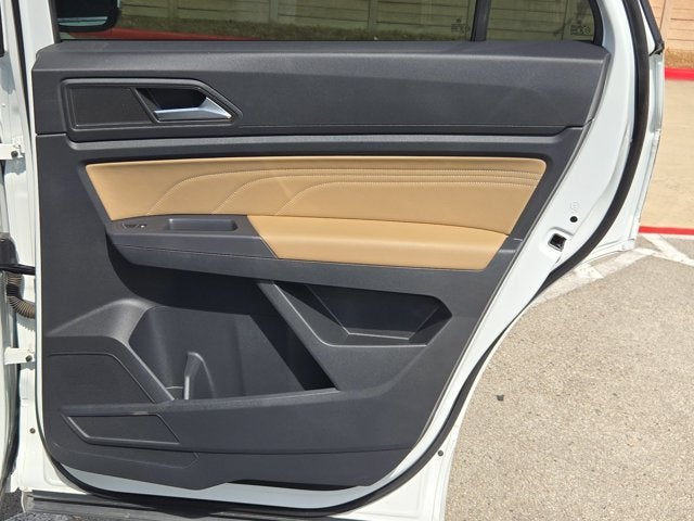 2021 Volkswagen Atlas Cross Sport 3.6L V6 SE w/Technology R-Line