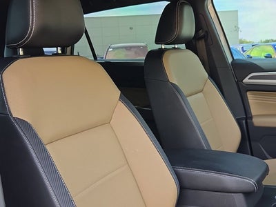 2021 Volkswagen Atlas Cross Sport 3.6L V6 SE w/Technology R-Line