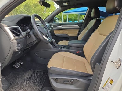 2021 Volkswagen Atlas Cross Sport 3.6L V6 SE w/Technology R-Line