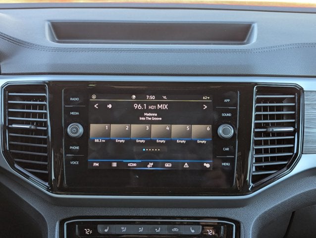 2023 Volkswagen Atlas Cross Sport 2.0T SE w/Technology