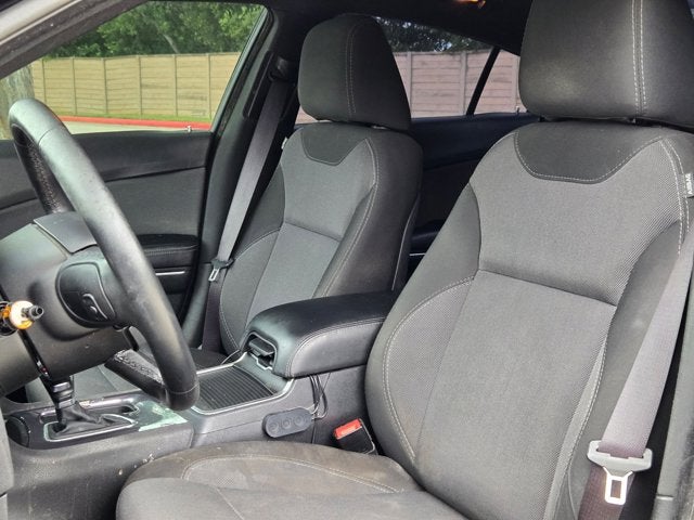 2016 Dodge Charger SE