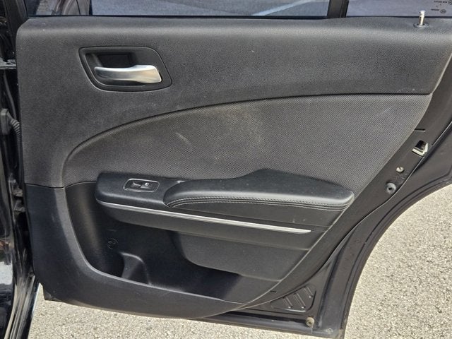 2016 Dodge Charger SE