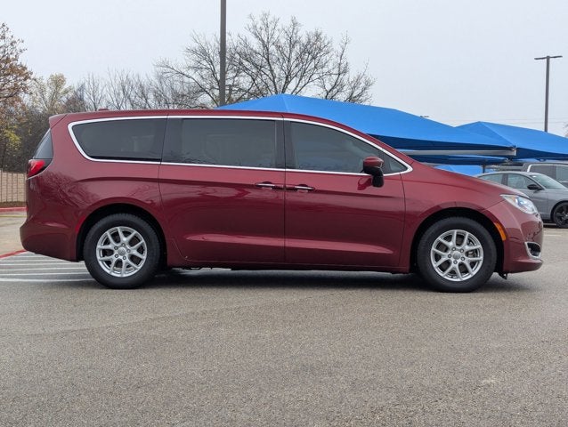 2017 Chrysler Pacifica Touring Plus