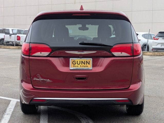 2017 Chrysler Pacifica Touring Plus