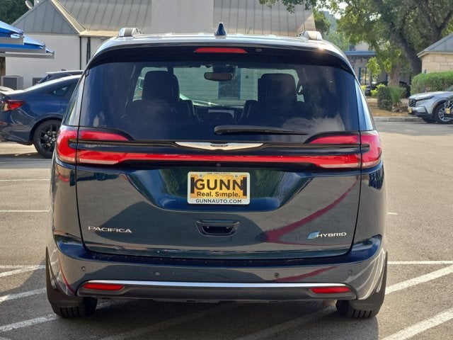 2022 Chrysler Pacifica Hybrid Pinnacle