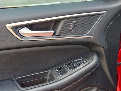2024 Ford Edge Base