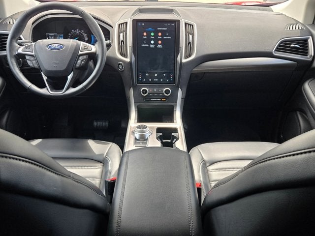 2024 Ford Edge Base