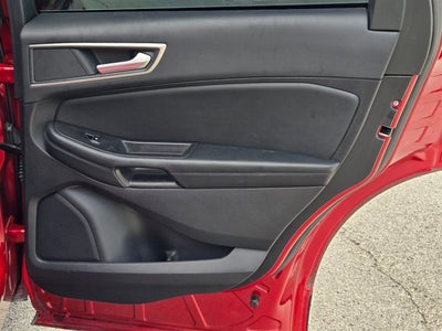 2024 Ford Edge Base