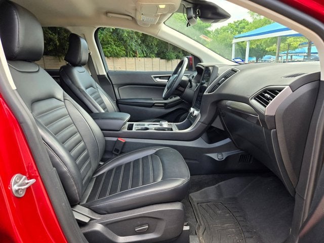 2024 Ford Edge Base