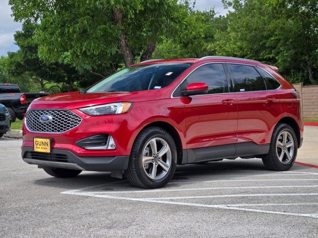 2024 Ford Edge Base
