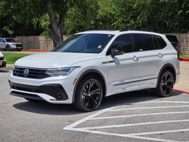 2024 Volkswagen Tiguan SE R-Line Black