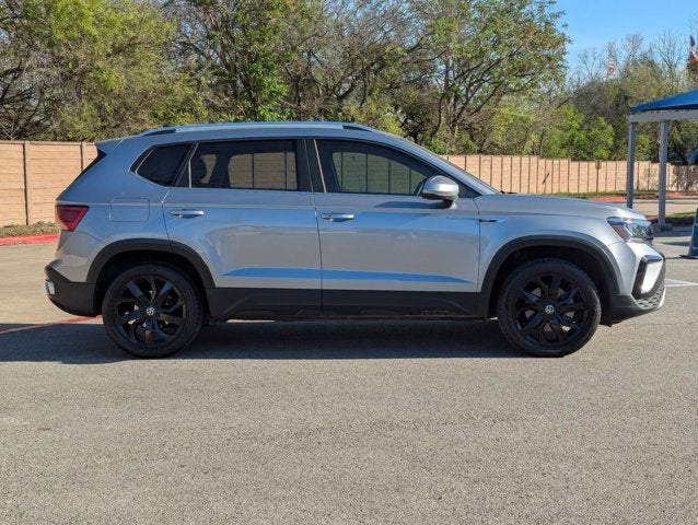 2023 Volkswagen Taos SE