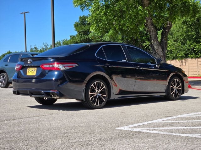 2018 Toyota Camry SE