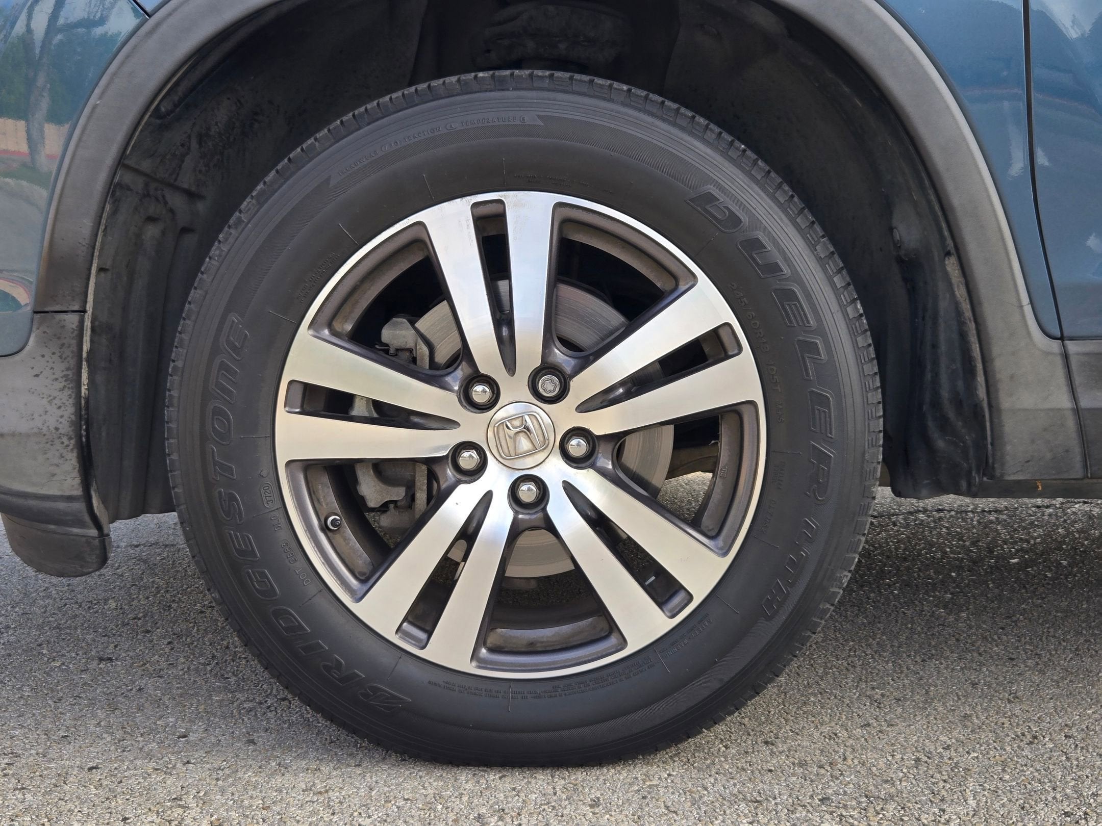 2016 Honda Pilot 2WD EX-L with Rear Entertainment System