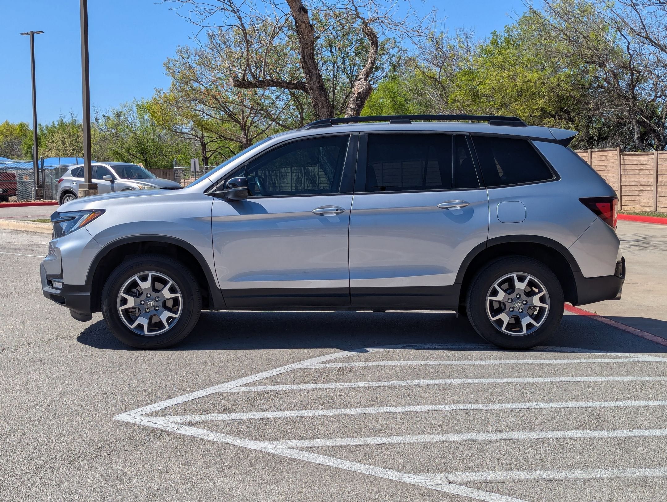 2023 Honda Passport AWD TRAILSPORT