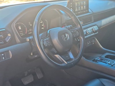 2023 Honda Pilot TrailSport
