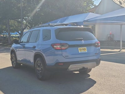 2023 Honda Pilot TrailSport
