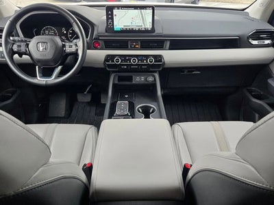 2025 Honda Pilot Base