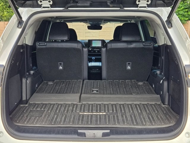 2020 Toyota Highlander Base