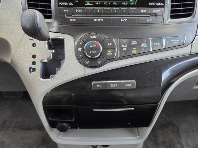 2013 Toyota Sienna Base