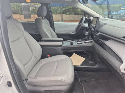2026 Toyota Sienna Base