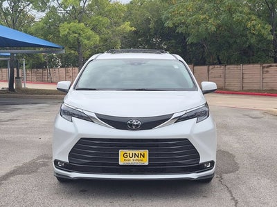 2026 Toyota Sienna Base