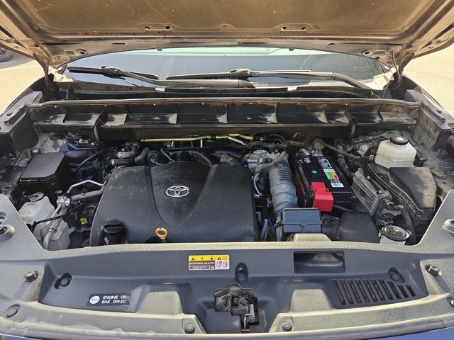 2021 Toyota Highlander Base