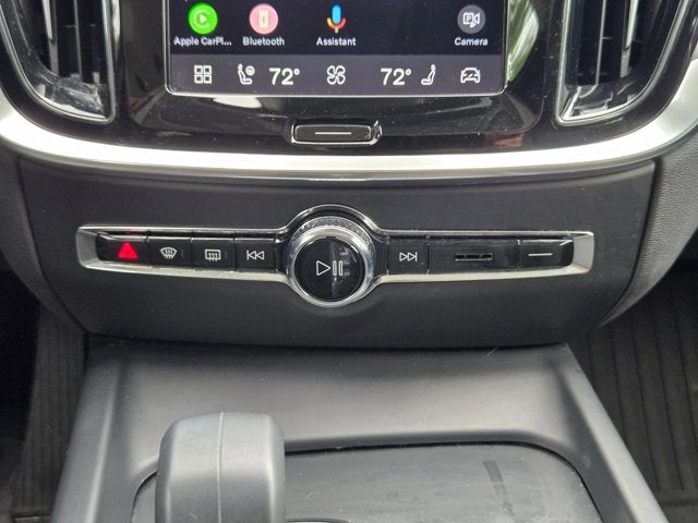 2024 Volvo S60 Core Dark Theme