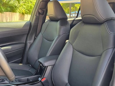 2025 Toyota Corolla Cross XLE