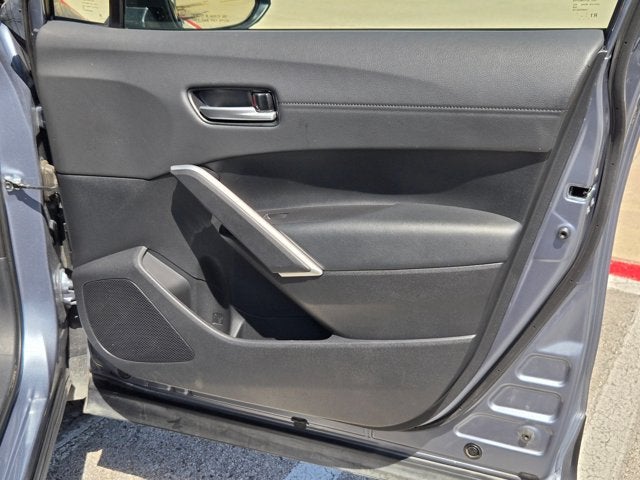 2025 Toyota Corolla Cross XLE