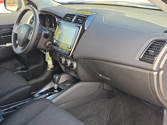 2026 Mitsubishi Outlander Sport ES