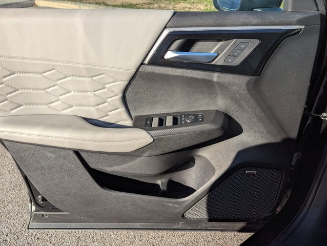 2025 Mitsubishi Outlander SEL