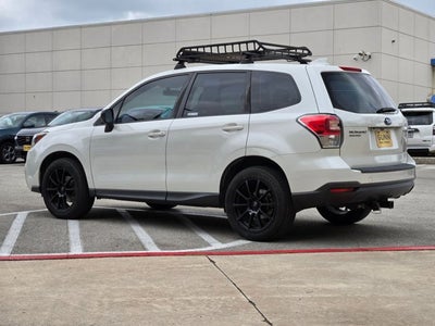 2018 Subaru Forester Base