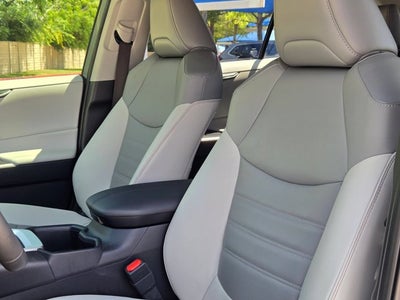 2023 Toyota RAV4 Hybrid XLE Premium