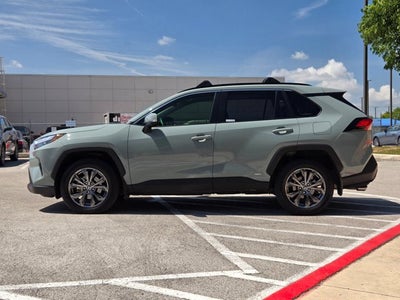 2023 Toyota RAV4 Hybrid XLE Premium