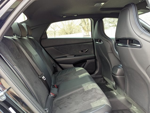 2022 Hyundai Elantra N Base