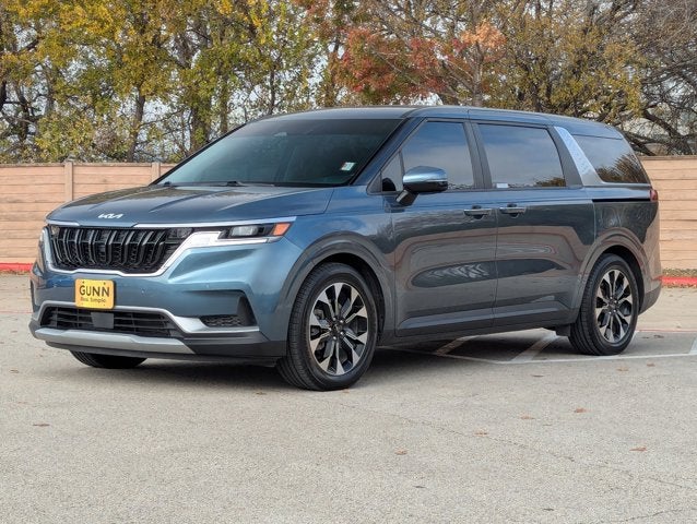 2024 Kia Carnival EX