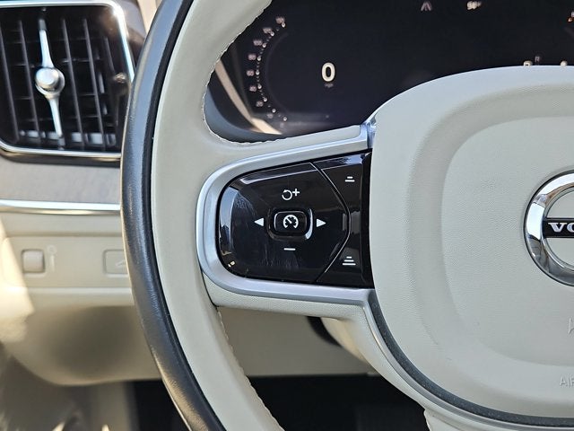 2022 Volvo XC60 Inscription